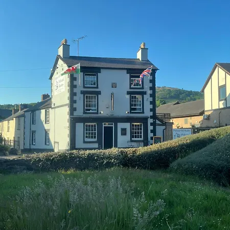 Prince Of Wales Pub And Accommodation-2