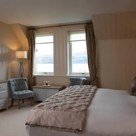 Loch Ness Lodge-2