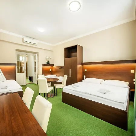 Martin Hotel Prague-3