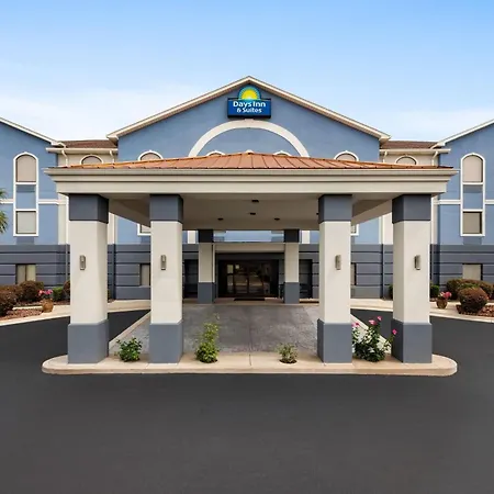 Days Inn & Suites By Wyndham Prattville-Montgomery-2