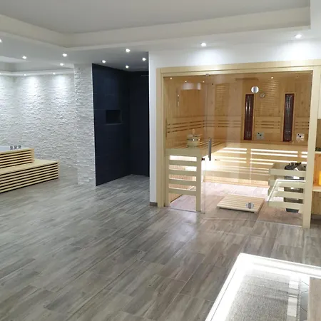 Dezman Apartments & Rooms-3