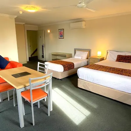 Mandarin Motel-3