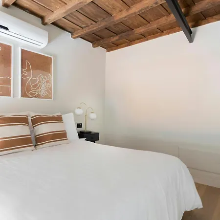 Sonder By Marriott Bonvoy Trastevere Apartments Piazza Trilussa-3