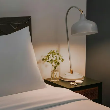Sonder By Marriott Bonvoy Le Victoria Apartments Old Montreal-3
