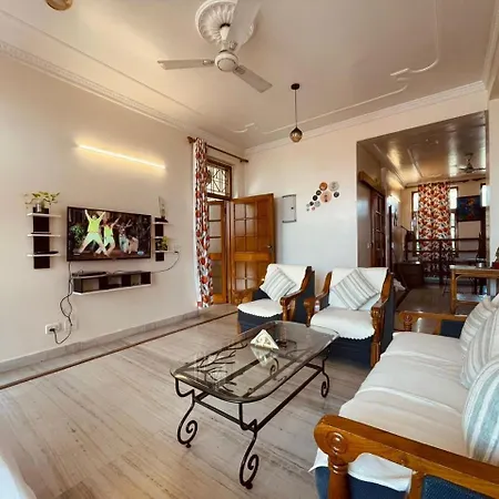 Golden Healing Journeys Homestay-3