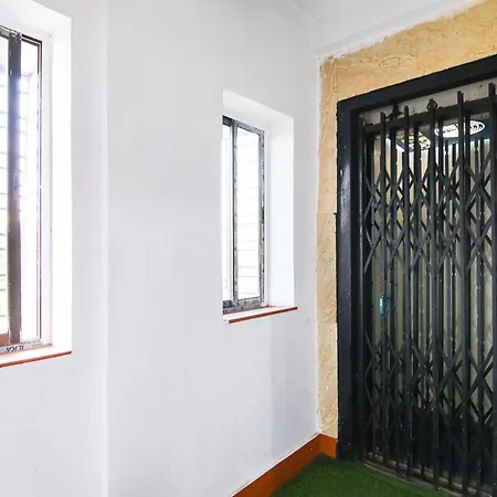 Super Hotel O Biswa Bangla Sarani-3