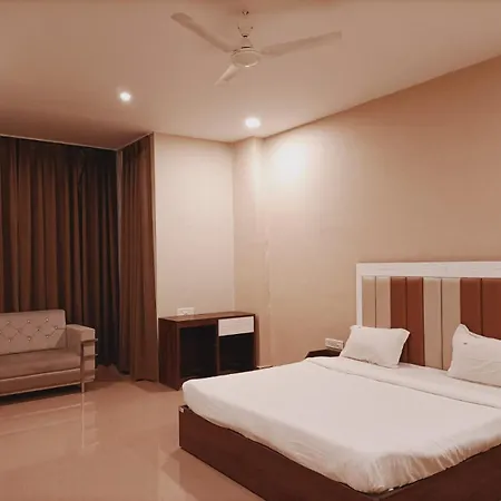 Hotel Emperor Paradise-2