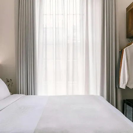 The Voyage Hotel Paddington-3