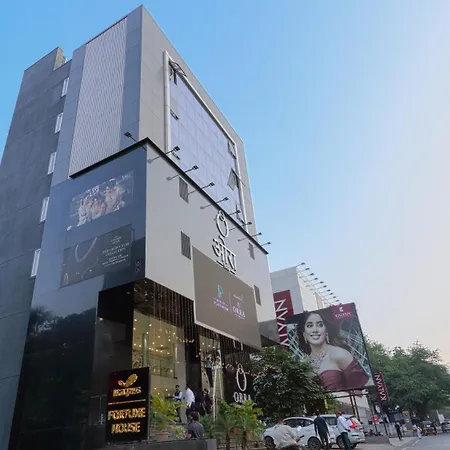 Magnus Fortune House Business Hotel , Magarpatta Pune-3