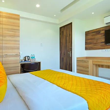 My Hotel Sector 23 Near Yashobhoomi Dwarka-3