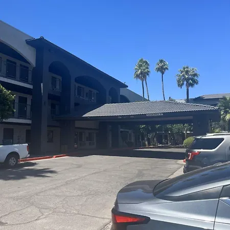 Ocotillo Apartments & Hotel-3