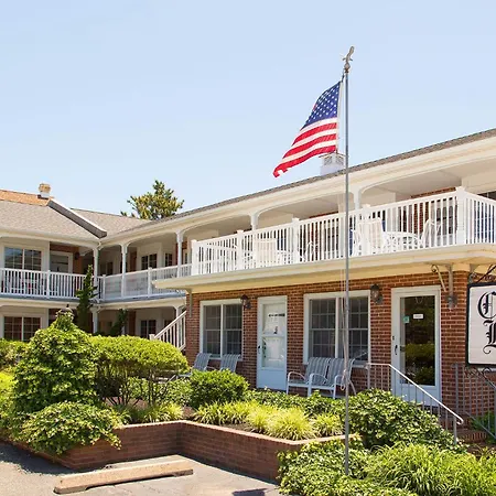 The Colonial Lodge-3