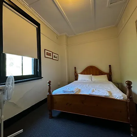 The Royal Hotel Morpeth-2