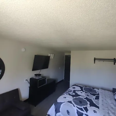 The Suite Inn-3