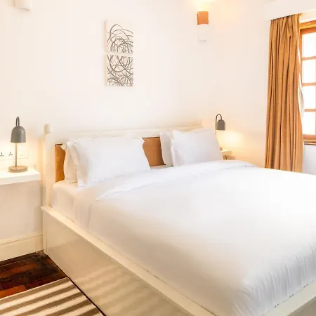 The Palaver Hall - Olma Hotel And Suites-3