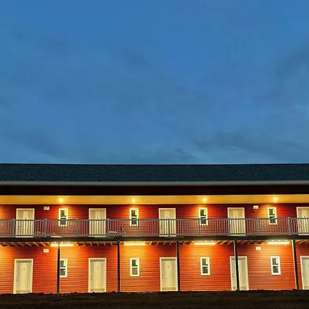 The Red Rest Motel By The Red Farm-2