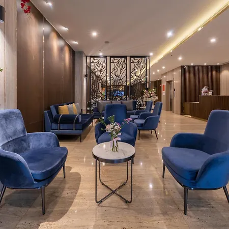 Nhat Ha Lavish Hotel-3