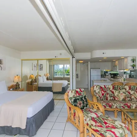 Waikiki Beach Resort-3