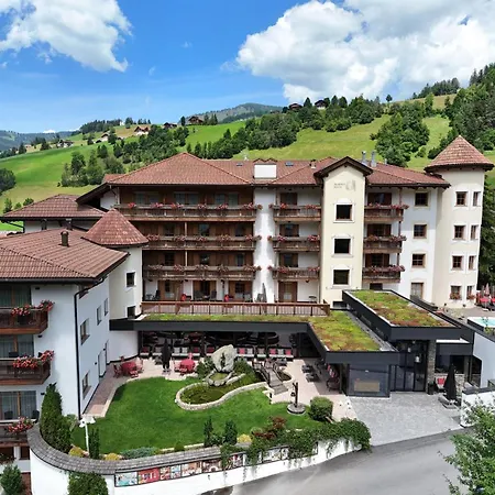 Almhof Hotel Call-3