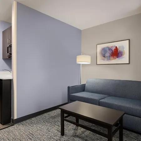 Garner Hotel Topeka West By Ihg-2