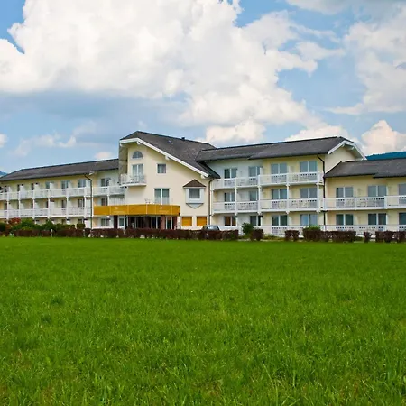 Hotel Momentum-2