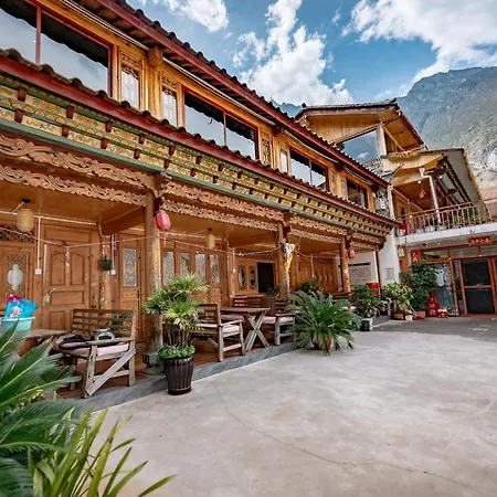Tibet Guest House 虎跳峡卓玛客栈-2