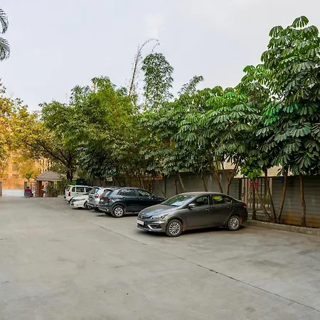 Treebo Premium Niraali Executive, Hinjewadi-2