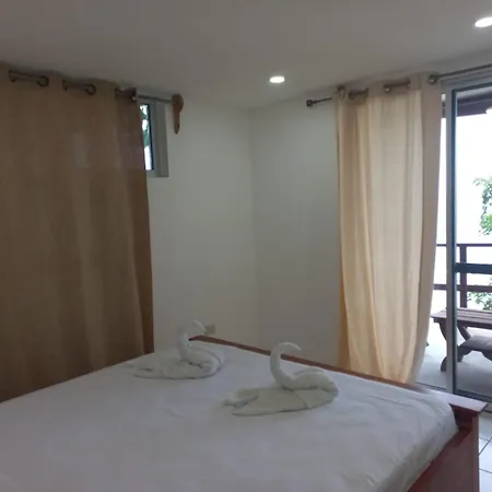 Magnific Rock - Surf Resort & Yoga Retreat Nicaragua-3