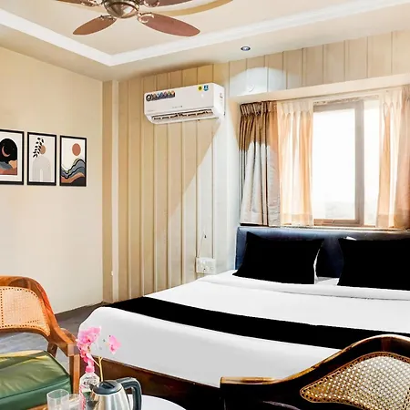 Super Townhouse Oak Viman Nagar Downtown Formerly Hotel Cilantro-3