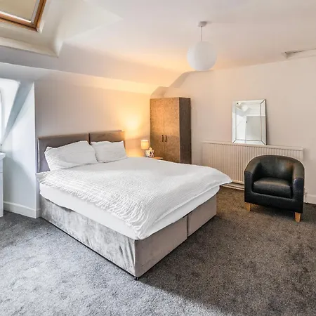 Oyo A Better Night Hotel - Manchester Salford-3
