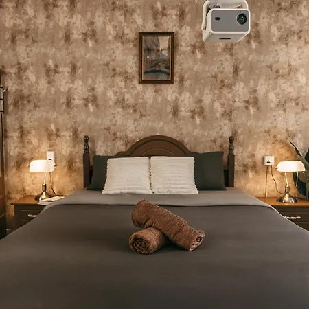 Mustang 11-11 Boutique Hotel Self Check In-3