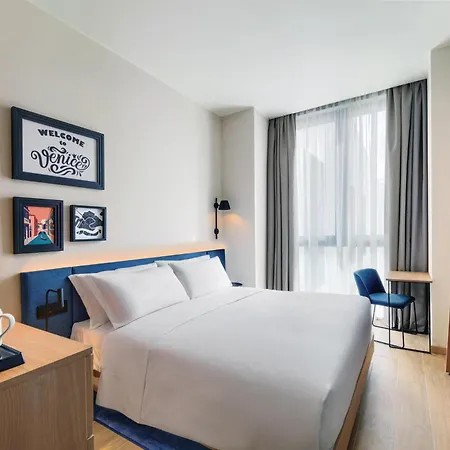Hampton By Hilton Venice Isola Nuova-3