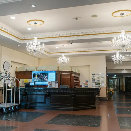 Royal Court Hotel-3
