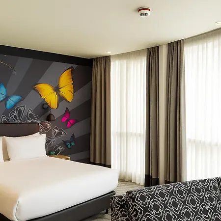 Holiday Inn Salisbury - Stonehenge By Ihg-3