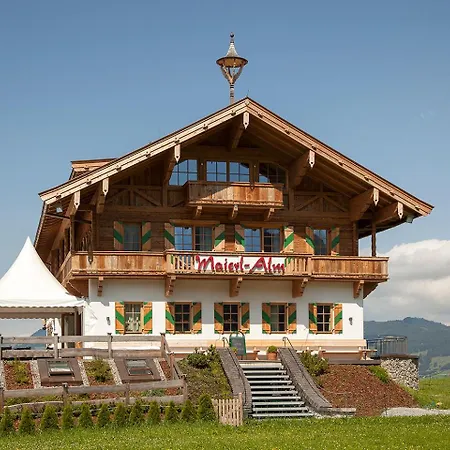Maierl-Alm&Maierl-Chalets-3