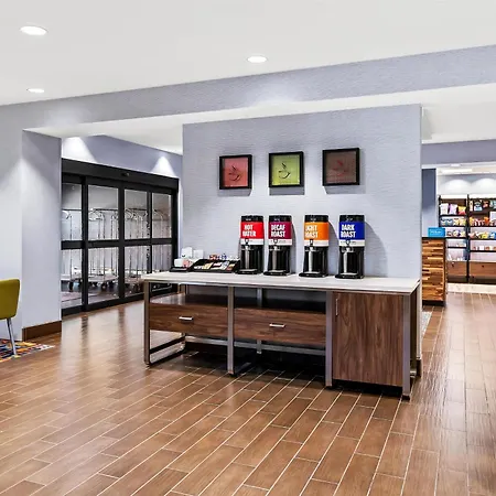 Hampton Inn Omaha/West Dodge Road, Old Mill-2