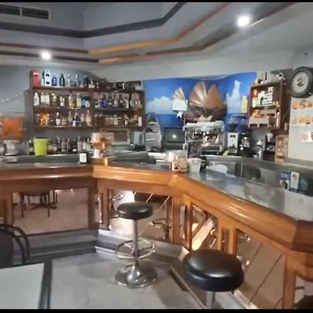 Hostal Monteclaro-2