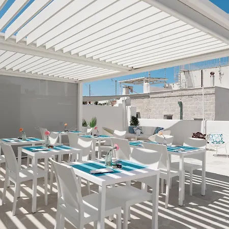 Donna Domenica Boutique Suites-3
