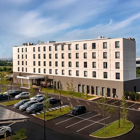 Courtyard By Marriott Lyon Eurexpo Stadium-3