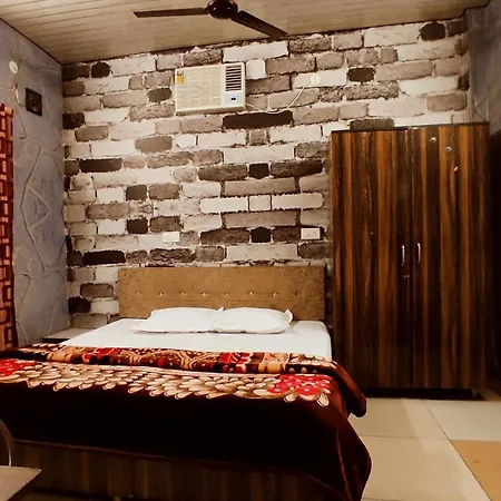 Syl Hotels One - Comfortable And Secure Stays-2