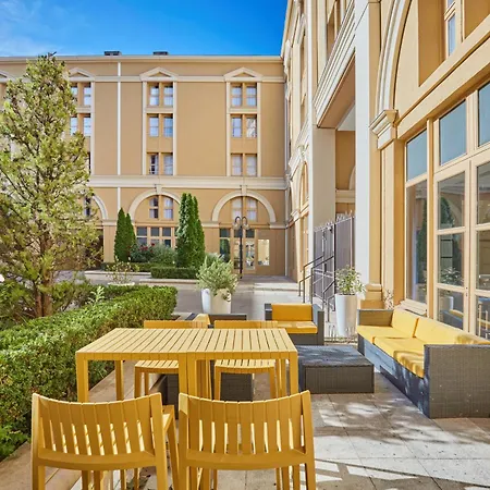 Appart Hotel Odalys City Aix en Provence Centre Palais des Congrès-3