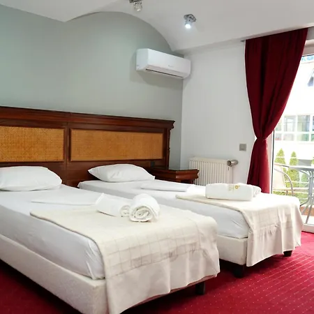 Hotel Bliss-2