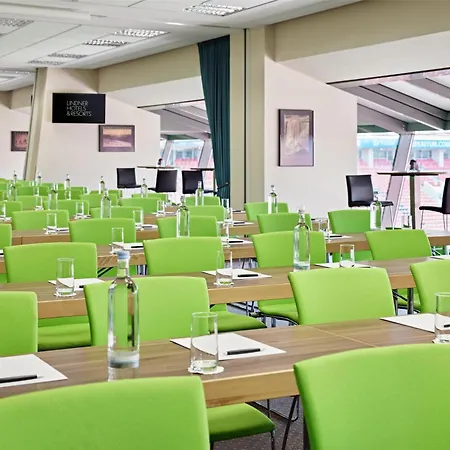 The Curve Hotel Bayarena-2
