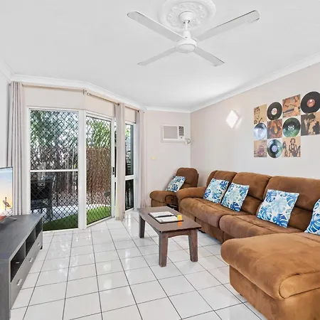 Citysider Cairns Holiday Apartments-3