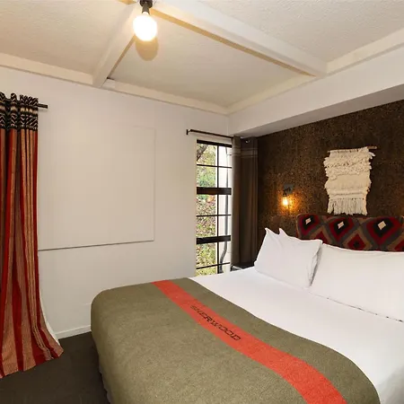 Sherwood Queenstown-3