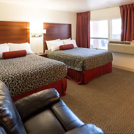Hills Inn-3