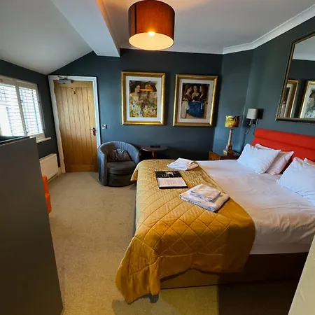 The Pilot Inn-3