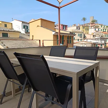 Santa Marta Rooms - Vernazza-2