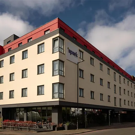 Spark By Hilton Luton-3