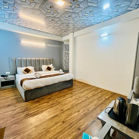White Rose Hotel By #Link Way-2